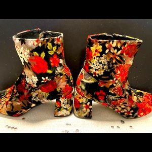 Steve Madden “Sania” boots